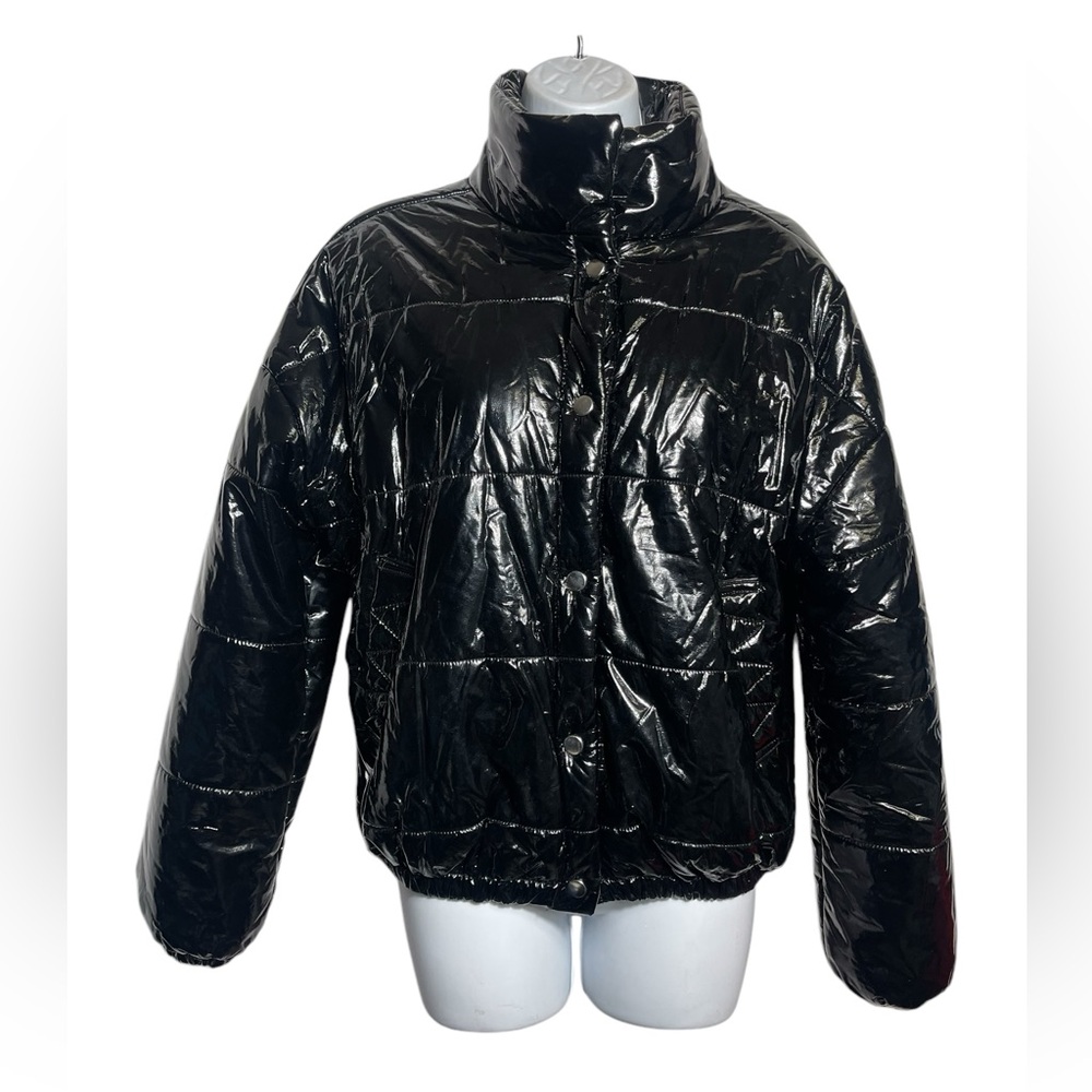 Wild fable jacket size XS women’s faux leather high gloss‎ puffer coat PERFECT